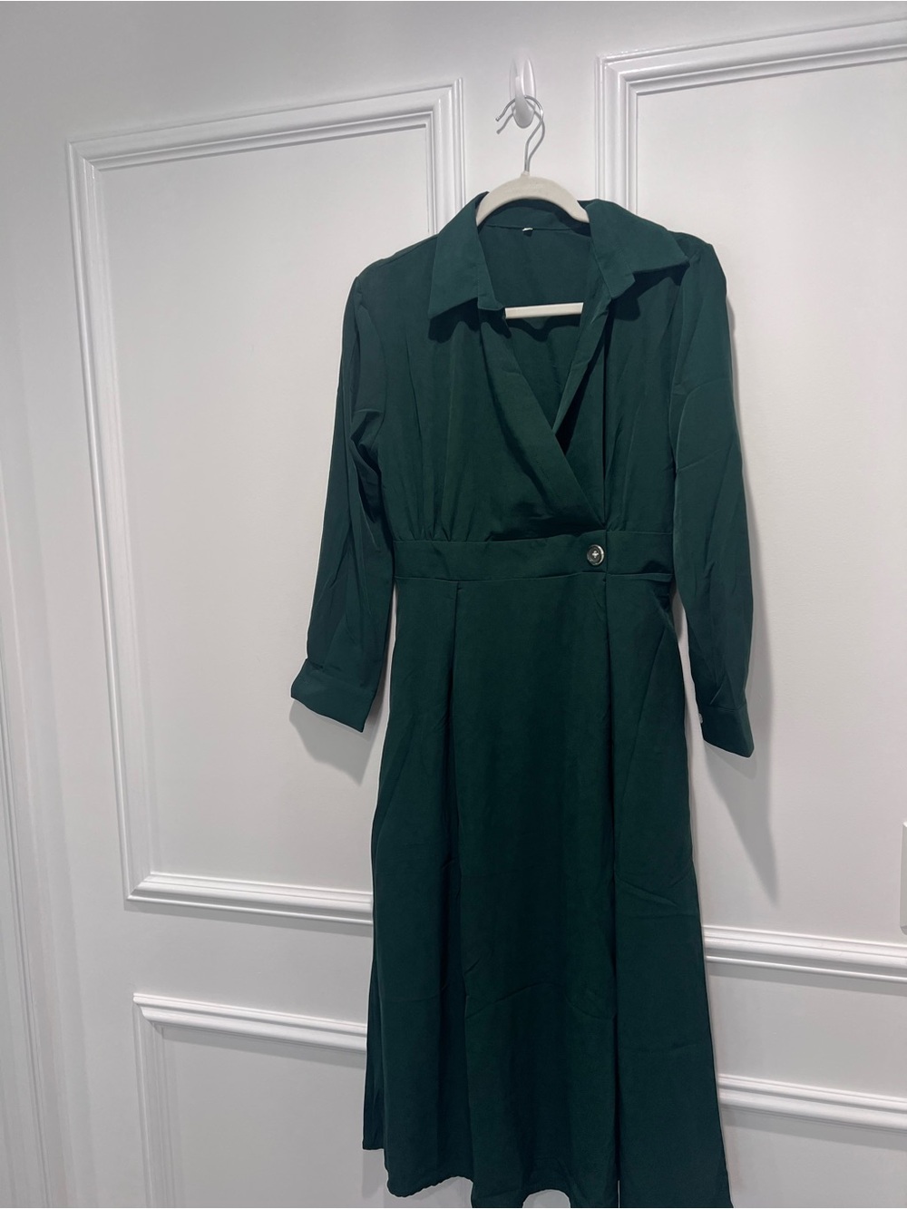 Forest Green Stretchy Midi Dress – Size Medium